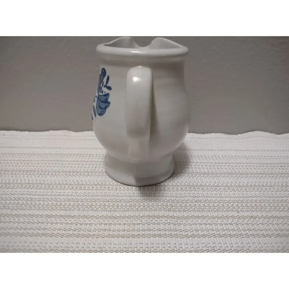 VTG Pfaltzgraff Yorktowne Creamer Pitcher 4-1/2